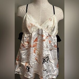 Jennifer Lopez White and Orange intimate Floral Top and Bottoms Brand New